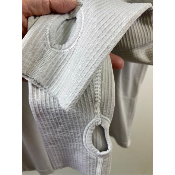 Lululemon Light Gray Long Sleeve Swiftly Tech Size 8 - Picture 5 of 9
